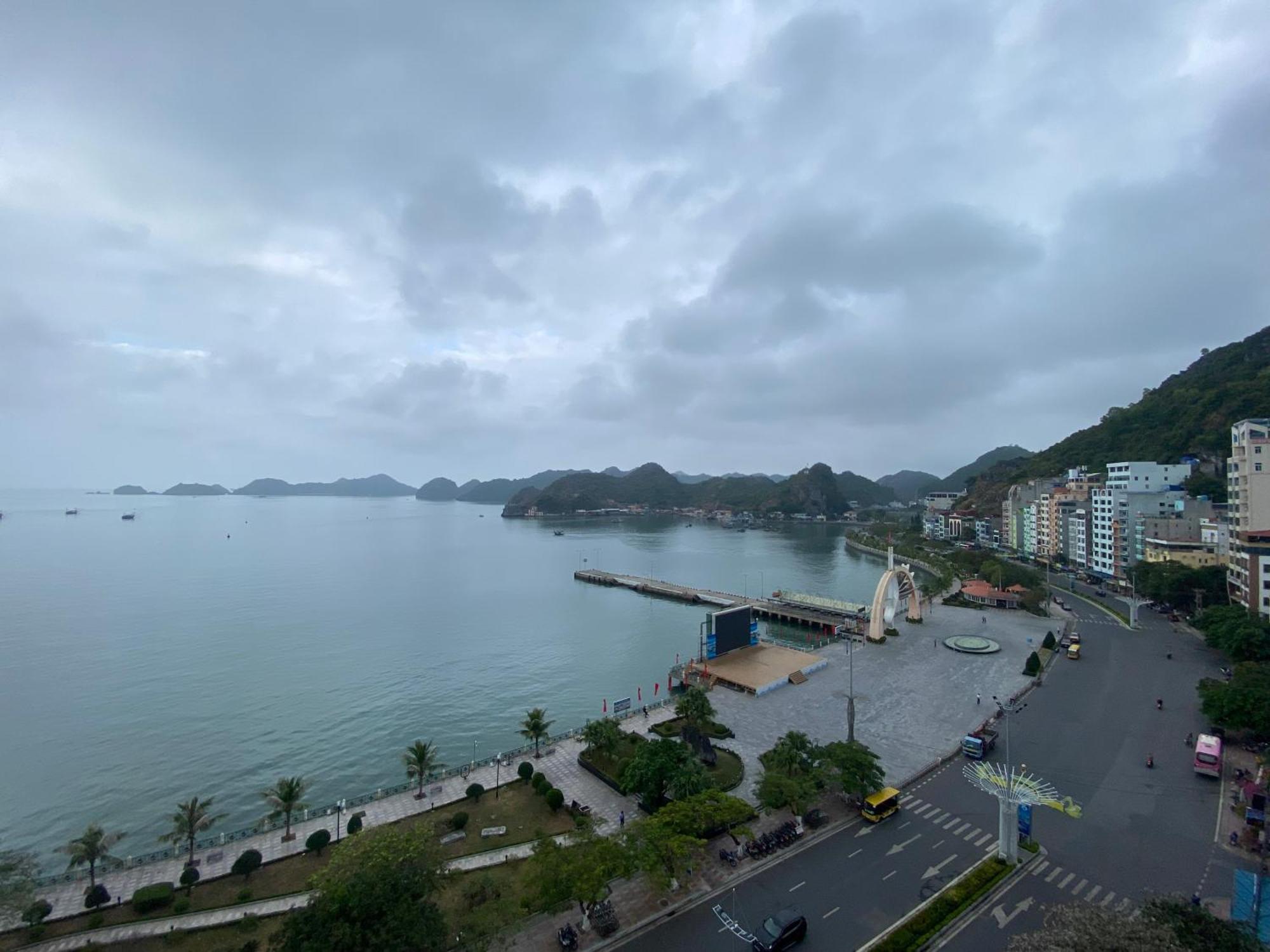 Dolphin Hotel Chan Chau Exterior photo