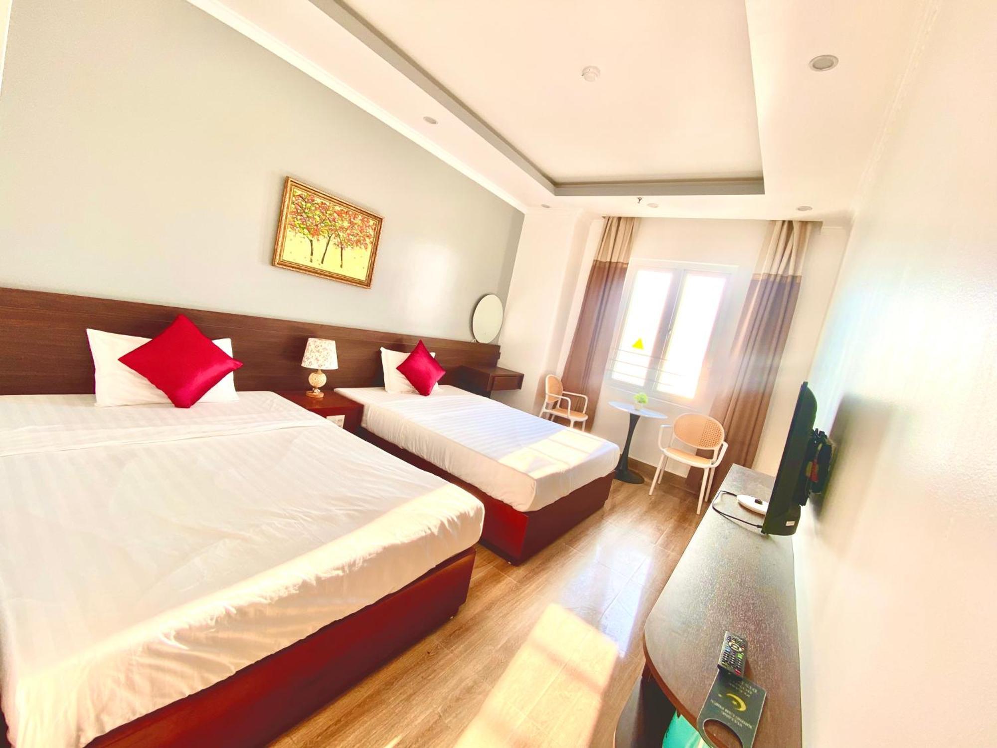 Dolphin Hotel Chan Chau Exterior photo